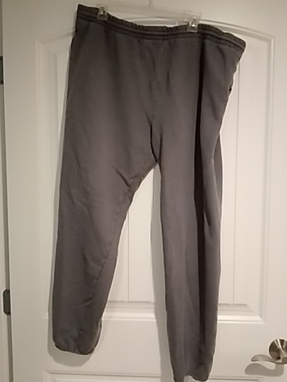 Fruit of the Loom Men's Dark Gray Fleece Joggers